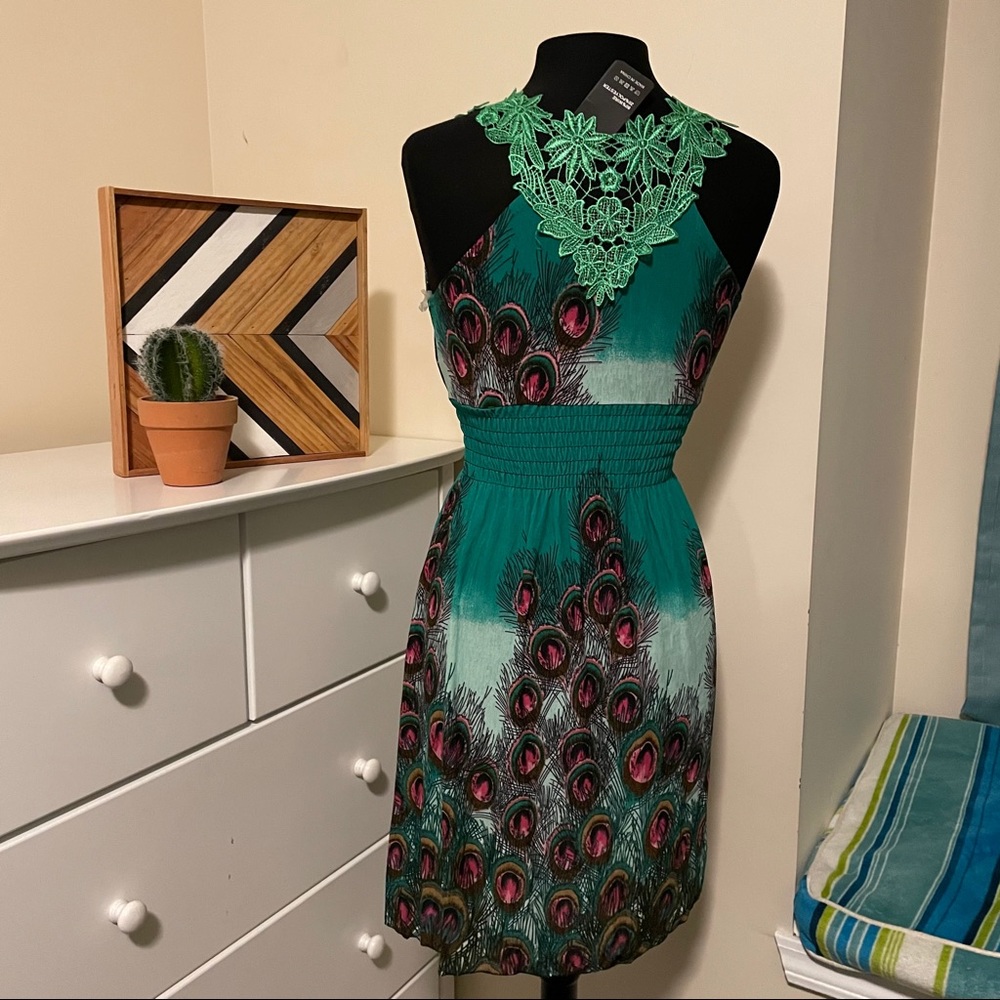 NWT Green Peacock Print Dress - Picture 3 of 4